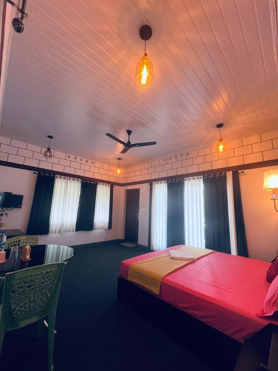 Linn View Home Stay Munnar Δωμάτιο φωτογραφία